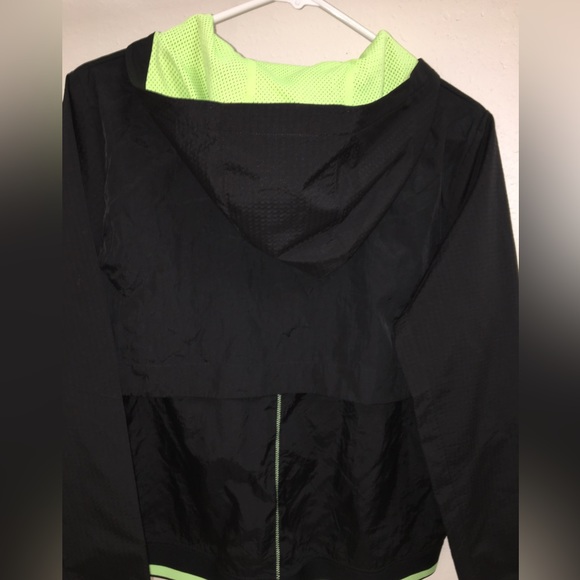 Russell Lightweight Black Jacket| Size 14-16 XL NWT, on SALE, super cute, unisex - Picture 11 of 12